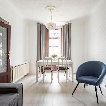 Central Belfast Town House ภายนอก รูปภาพ