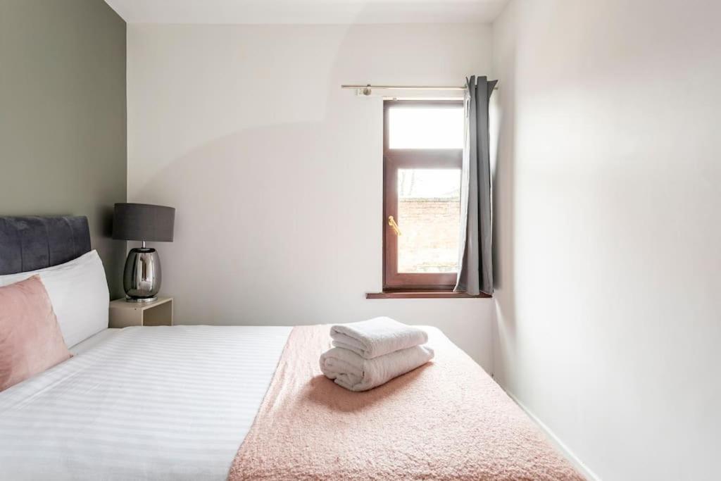 Central Belfast Town House ภายนอก รูปภาพ