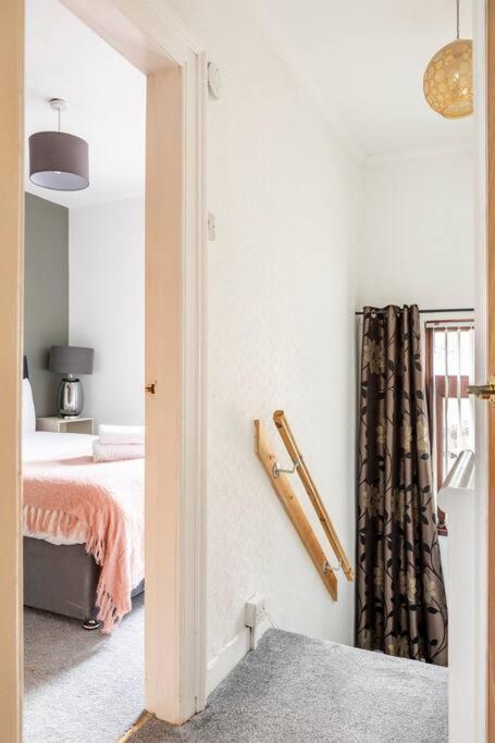 Central Belfast Town House ภายนอก รูปภาพ